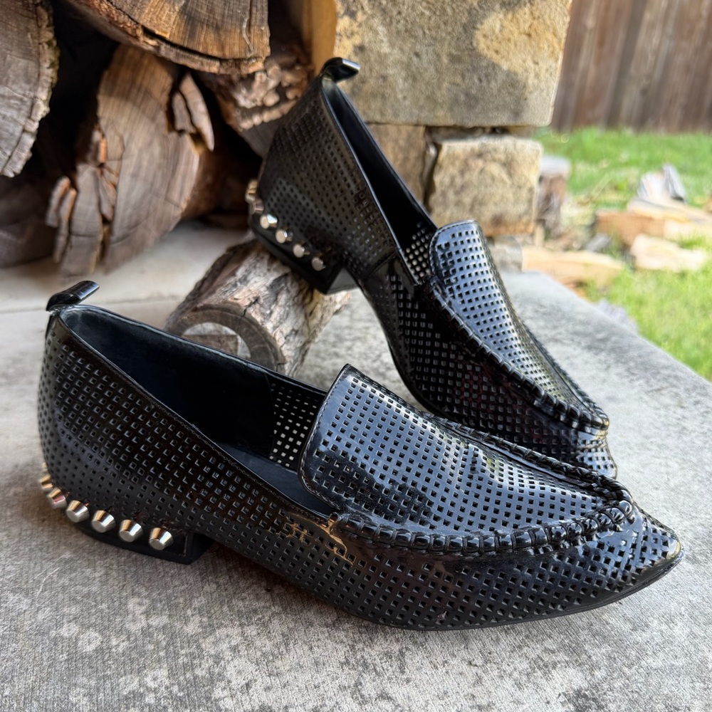 Jeffrey Campbell Barnett Black Studded Loafers women's Sz-7M.  Y